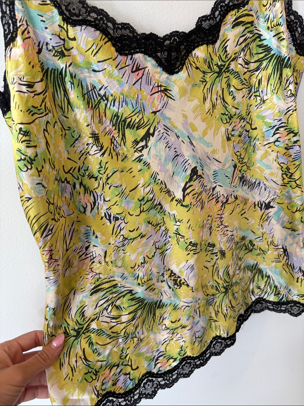 Dana Buchman silk Y2K Yellow Floral Satin Camisole with Black Lace Trim Sz 12 - Picture 3 of 5